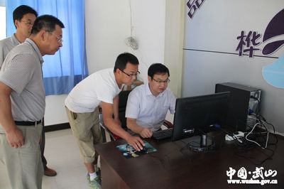 柳選植深入樺林鄉檢查指導精準扶貧工作